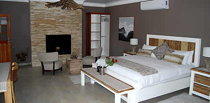 lodge accommodation, fully equipped self-catering units and a caravan park Piet Retief, Mpumalanga fully equipped self-catering units and a caravan park Piet Retief, Mpumalanga