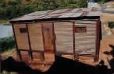 Blockhouse Barberton Mpumalanga Photos and information by courtesy of www.barberton.info/museum_house.htm and Barberton Museum